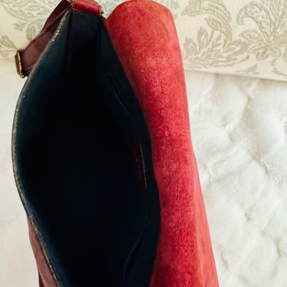 Nordstrom Burgundy Leather Shoulder Bag with Studs Adjusts to crossbody - Picture 9 of 10